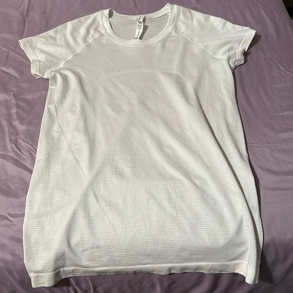 Size 8 Lululemon White Swiftly Tech - image 1